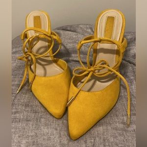 STILETTO STRAPPY MUSTARD HEELS